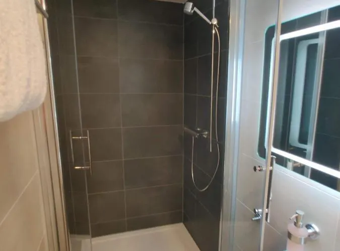 מלון Ec אלכינגן